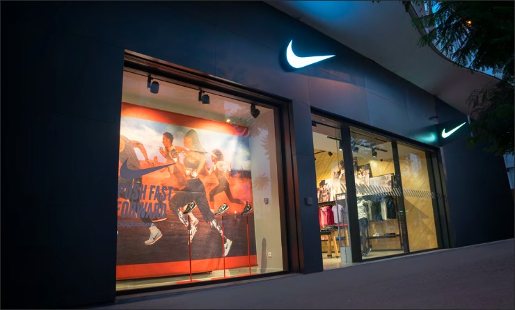 esférico Discriminación sexual soborno Ouverture du premier Nike Store à Casablanca ! (PHOTOS) - Shopping