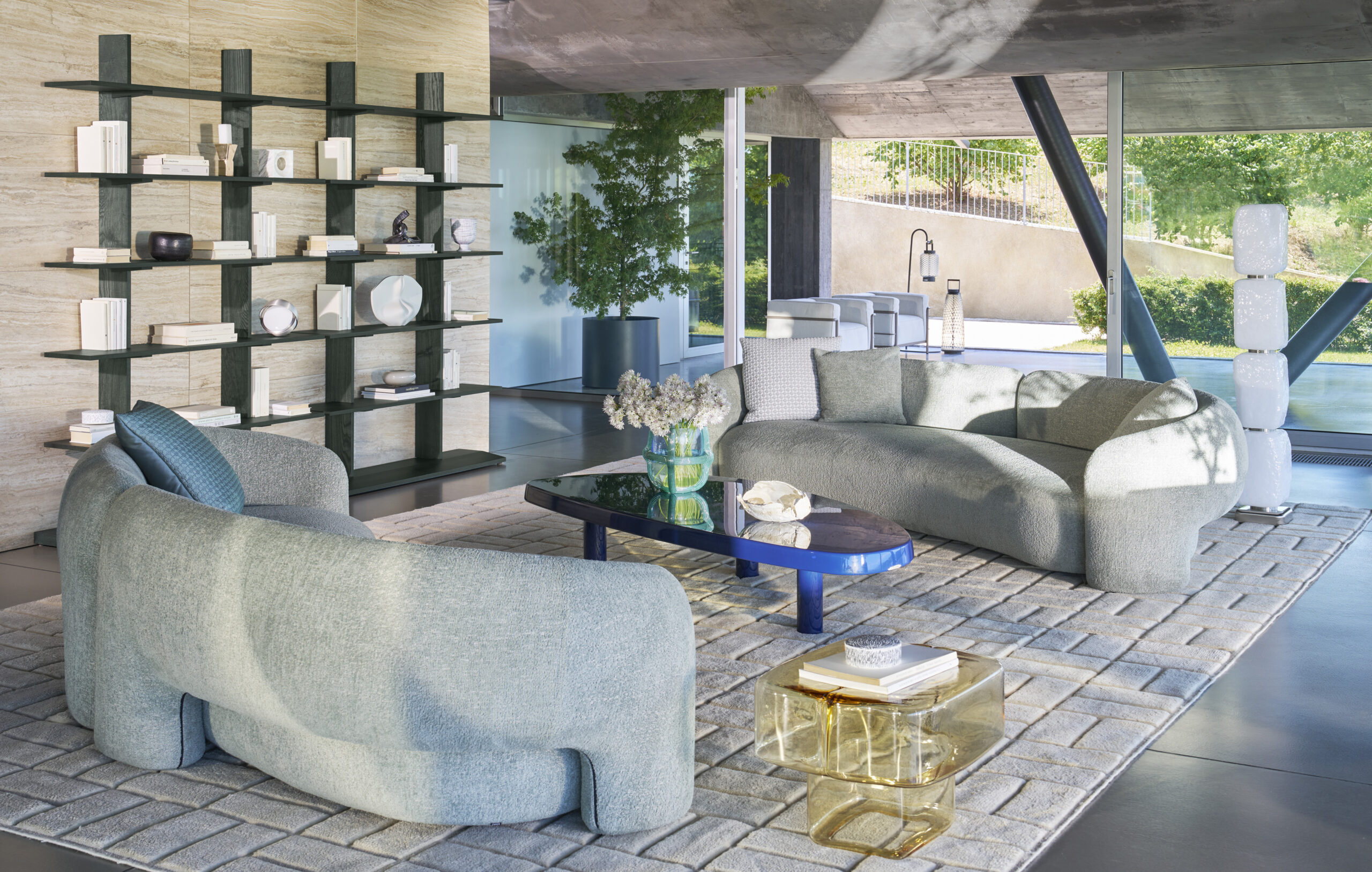 CASSINA_Dudet Bold sofa_Patricia Urquiola_ph_Francesco Dolfo