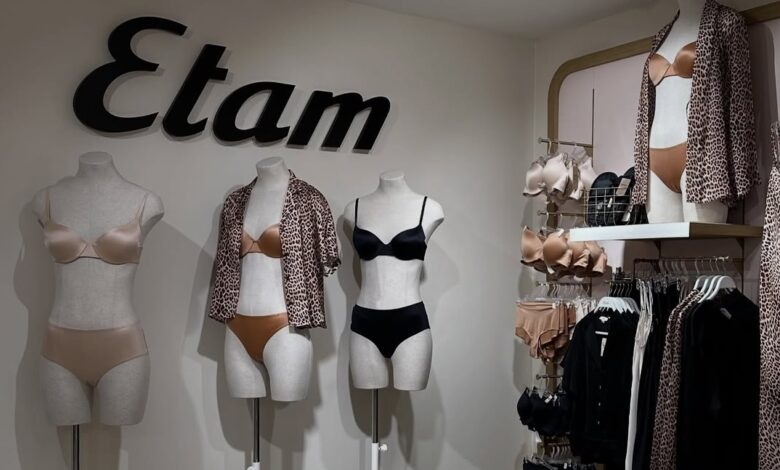 ETAM célèbre l’hiver avec Happy Holidays une ode au confort joyeux et stylé